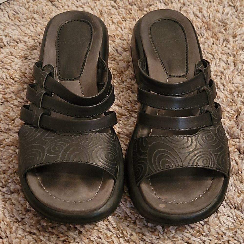 Dansko "Lacey" sandals in Black size 37